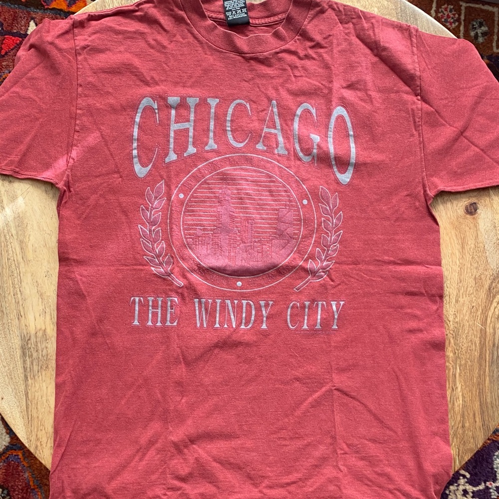 Vintage all cotton Chicago Graphic Red T-Shirt